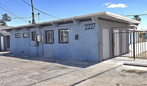 2227 Stewart Ave #2 Photo 1