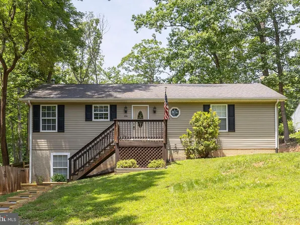 204 Cochise Trl, Winchester, VA 22602