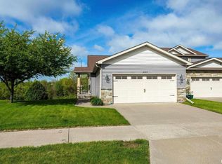 6120 Deere Creek Ln #A, Davenport, IA