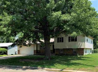 1622 N Main St, Rose Hill, KS 67133