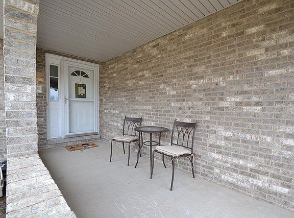 2nd image of 9338 Bayberry Ln