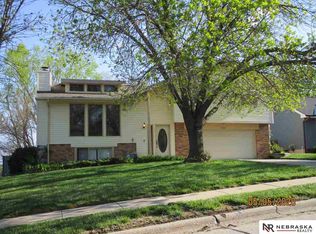 3224 Golden Blvd, Bellevue, NE 68123