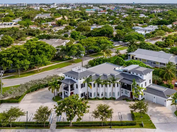 230 George Bush Boulevard, Delray Beach, FL 33444