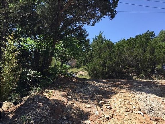 View towards the road, Hunters Pass.