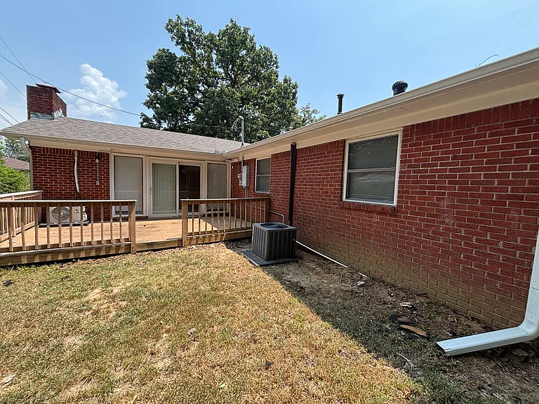 912 Gibson Ct — Photo 25