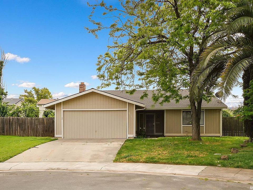 1st image of 8576 Fairlawn Ct