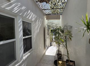 7301 Fountain Ave, Los Angeles, CA 90046