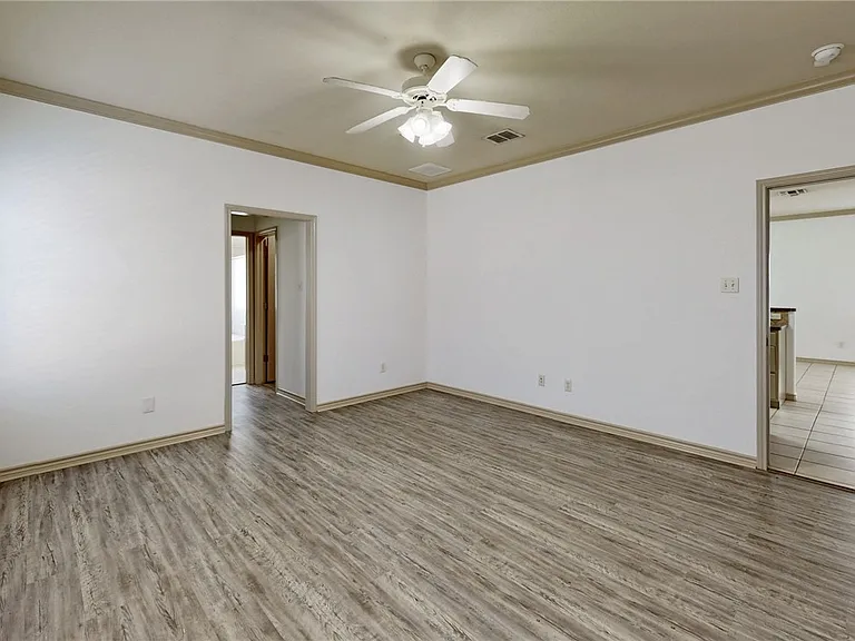 2212 Brougham Pl — Photo 11