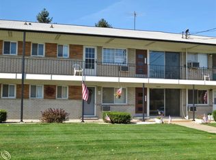 26945 Milford Rd APT 8, South Lyon, MI 48178