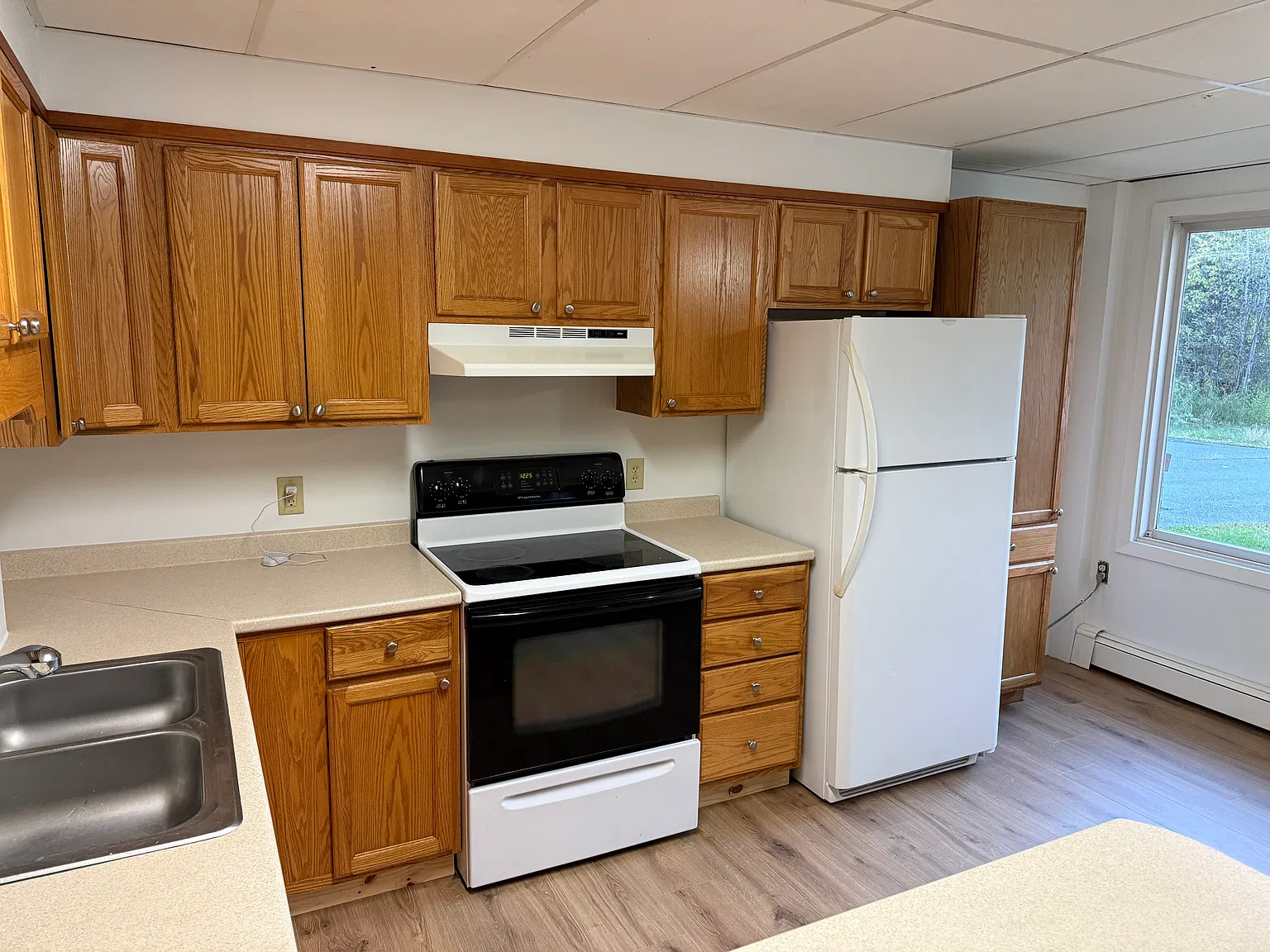 2 bed, 1170 sqft, $1,950 — Photo 1