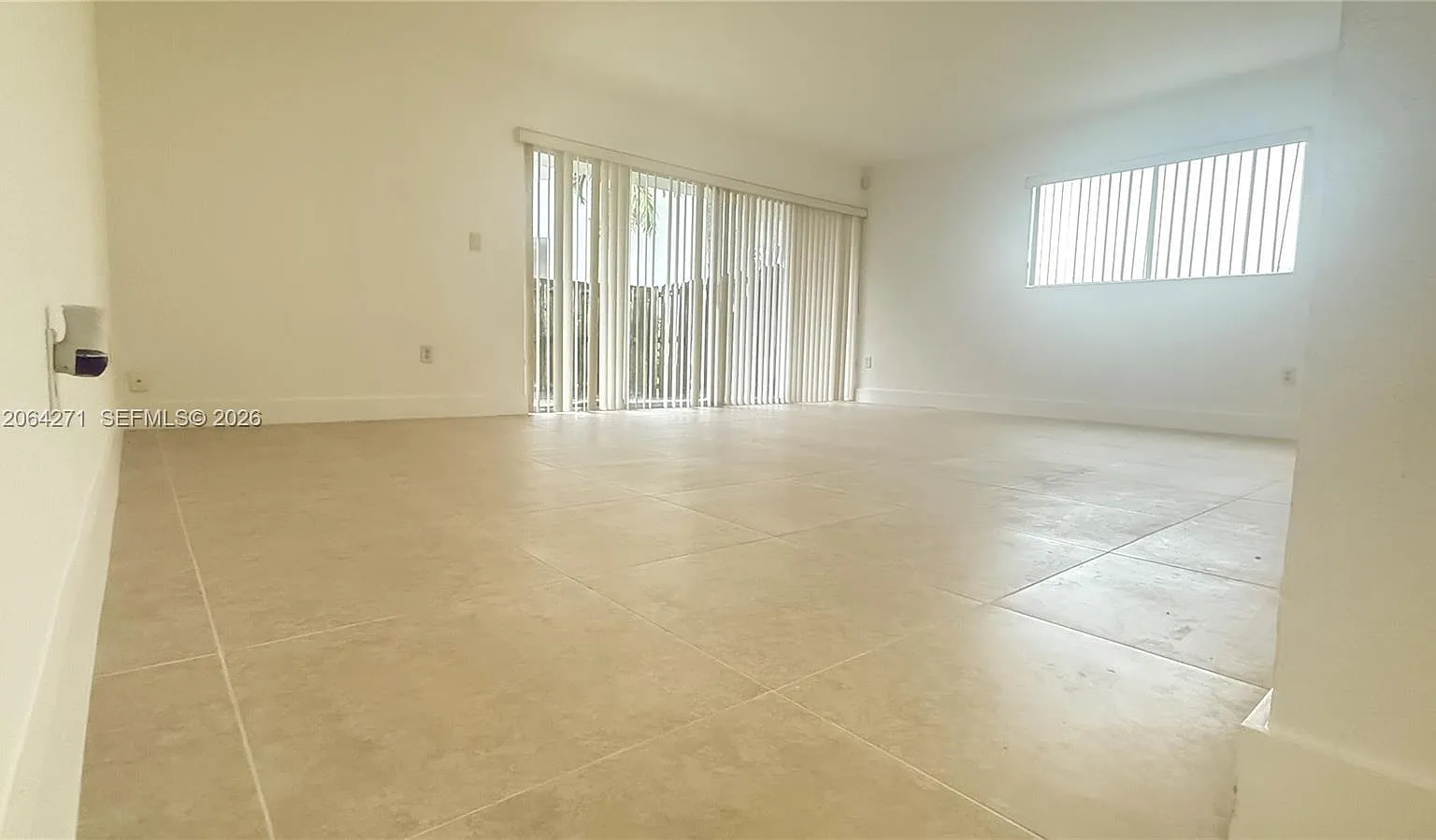 Paradise At Dadeland Condo — Photo 2