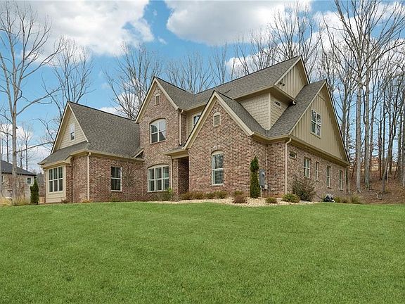 3rd image of 25 Mountain Crest Dr