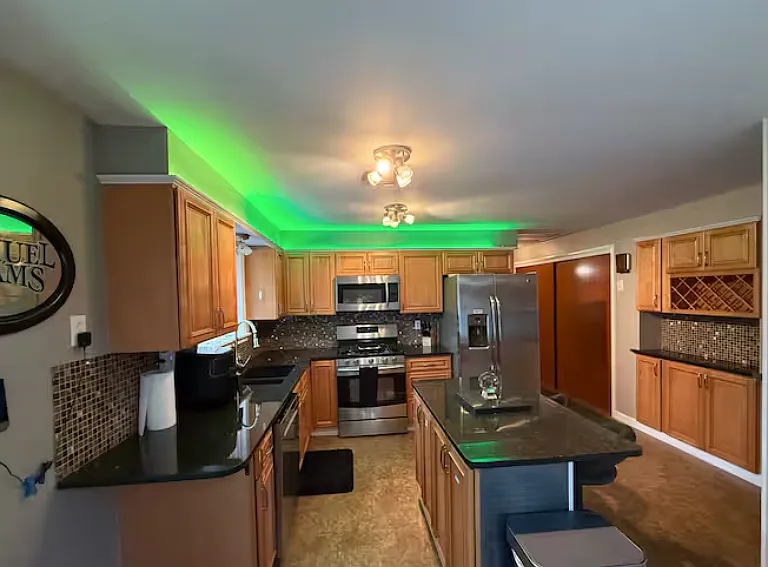 6076 Smith Rd — Photo 6
