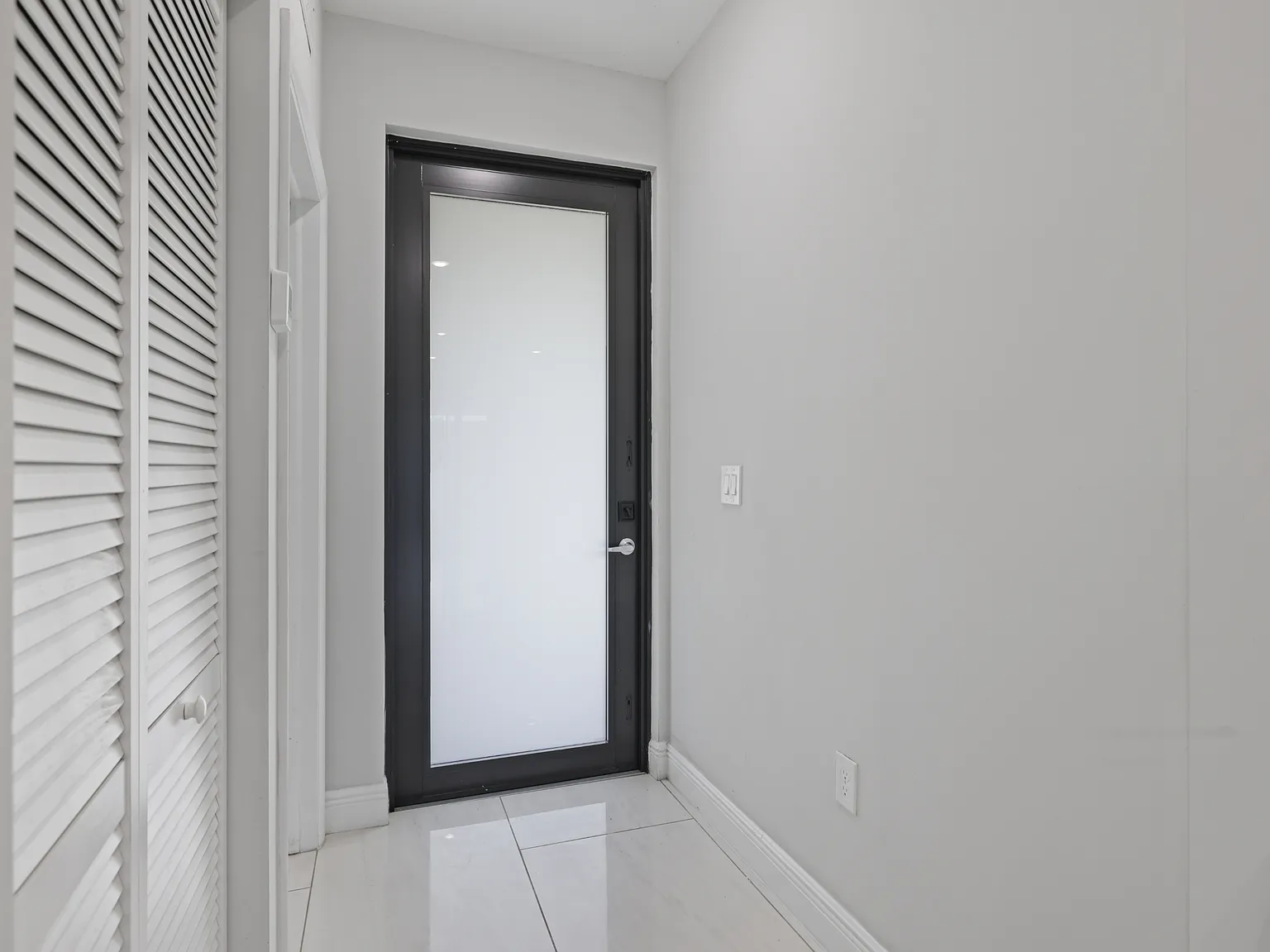 2011 Olsen Lane - 1 — Photo 3