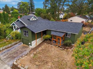 274 N 4th St, Saint Helens, OR 97051