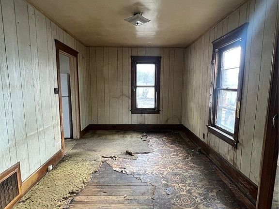 5th image of 22841 Lake Park Blvd