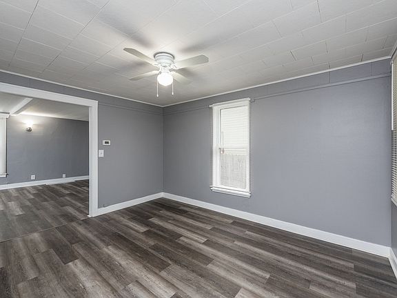 4th image of 230 S Victory St #2BEDS