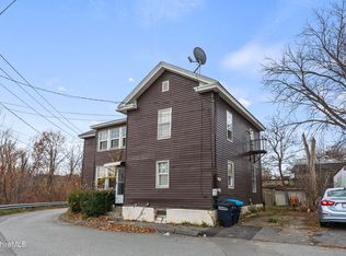 35 Pleasant St, Pittsfield, MA 01201