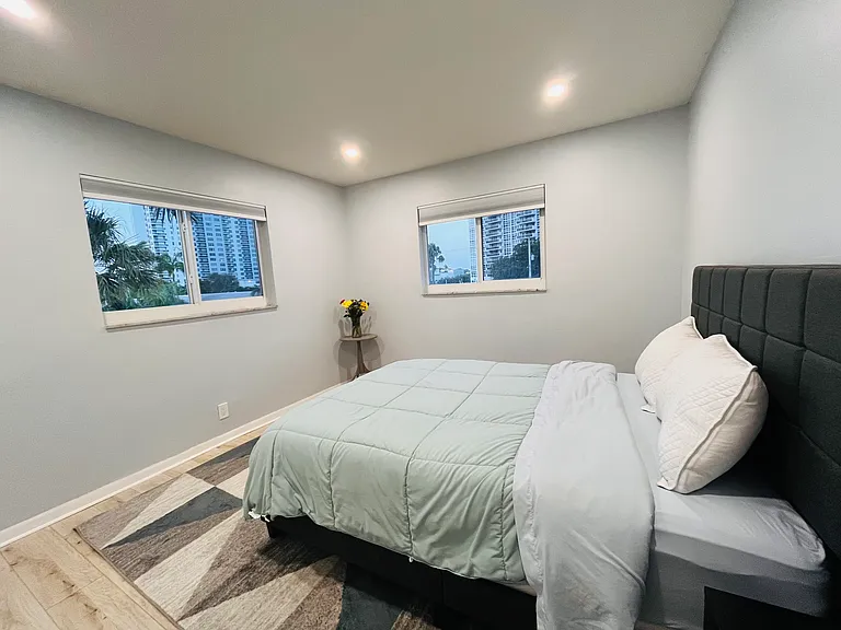 3201 NE 29th St #307 — Photo 16