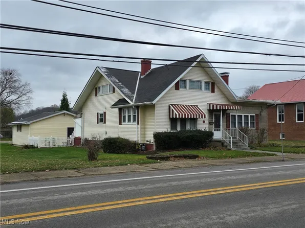 507 Highland Ave, Williamstown, WV 26187