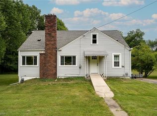 340 N Thomas Rd, Tallmadge, OH 44278