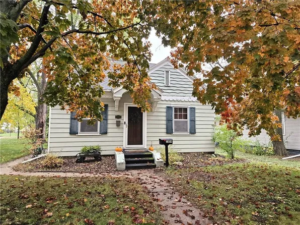 1809 Emery Street, Eau Claire, WI 54701