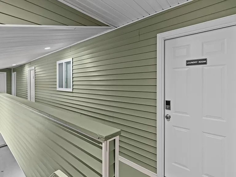 816 Asylum St #2 — Photo 16