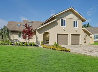 13 Kilrush Ct, Toms River, NJ 08753