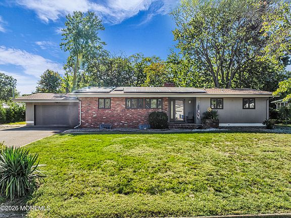 3rd image of 452 Lehigh Drive