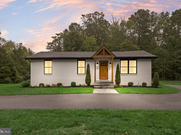 131 Norcross Rd, Berlin, NJ 08009