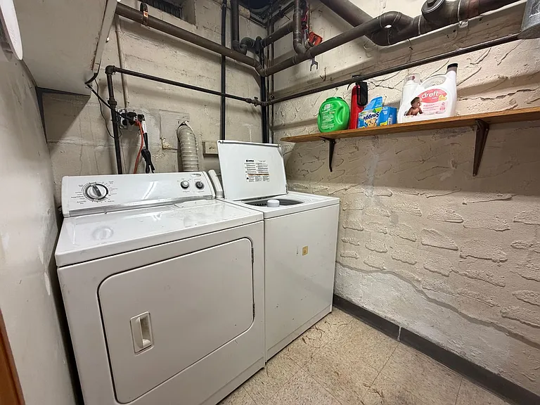 219 Old Mamaroneck Rd — Photo 10