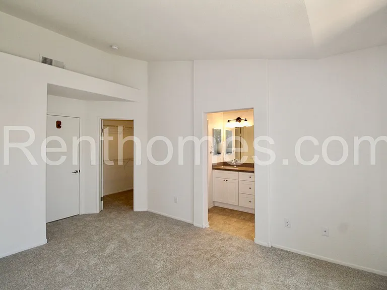9411 Questa Pointe — Photo 16