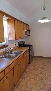 5th image of 6453 Edgehurst Dr