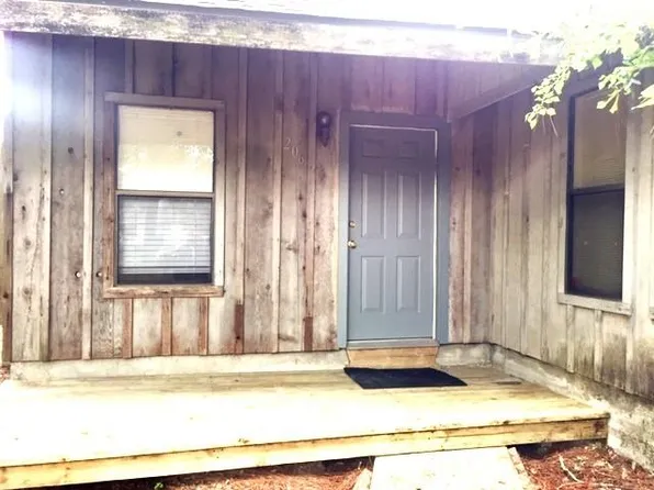 206 Pear St, Covington, LA 70433
