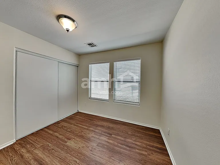 17182 N 184th Dr — Photo 15