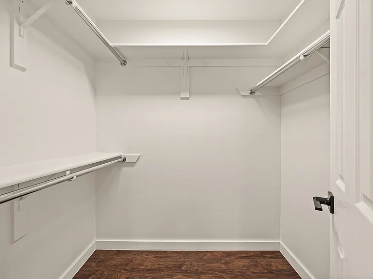 78 Morrow Dr — Photo 32