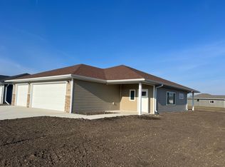 1104 Stockholm Ave, Marshall, MN 56258
