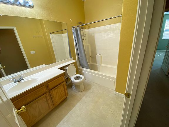 5th image of 5814 Jared Ct