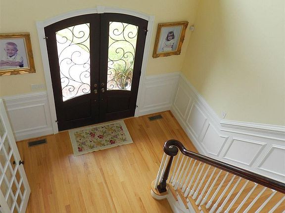 3rd image of 532 Northfort Dr