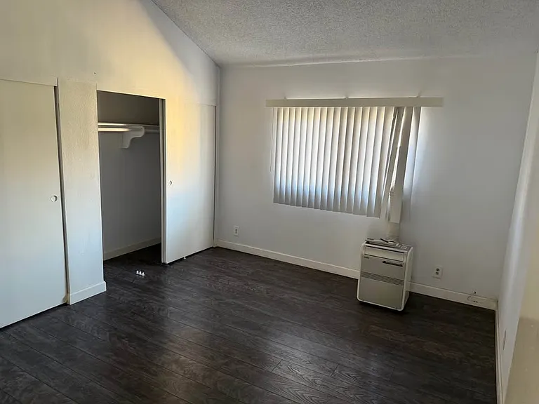 14839 Sherman Way #12 — Photo 5