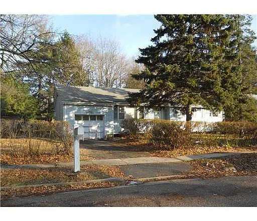 1411 Glenwood Dr photo 1