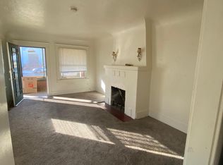 436 W Elm St, Hanford, CA 93230