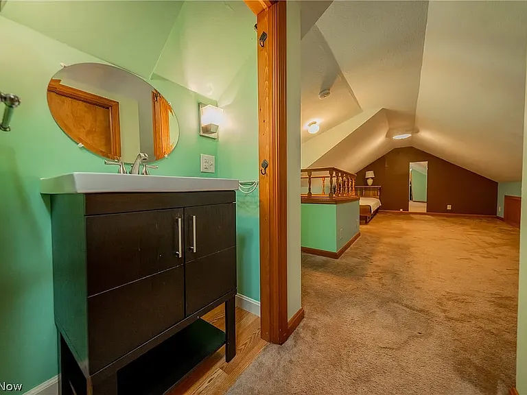 1465 Elbur Ave — Photo 17