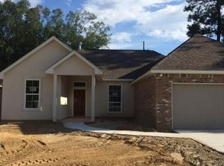 17254 Paddock Cir, Hammond, LA 70403