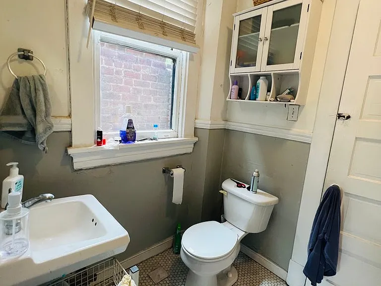 2327 Floyd Avenue — Photo 16