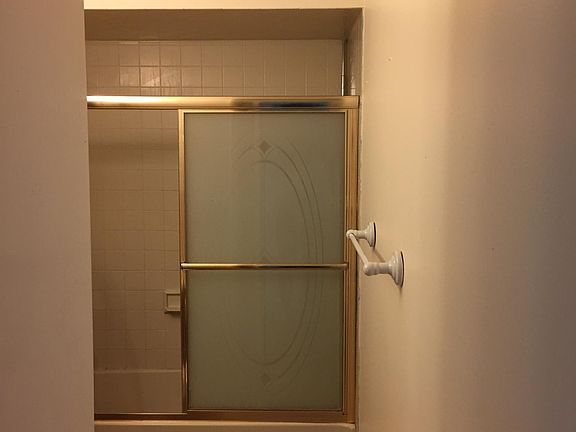5th image of 1 Red Lodge Dr Unit 1