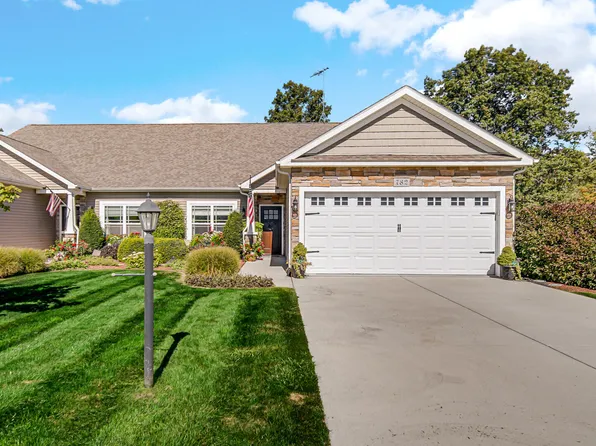 782 Blackstone Ct, Kouts, IN 46347