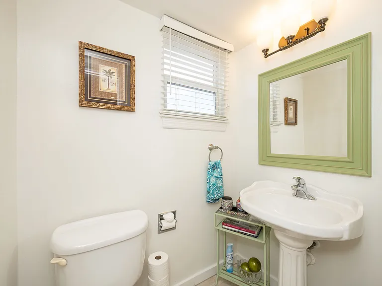 32 Hilton Haven Rd #9 — Photo 6
