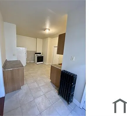 3 bed, 1500 sqft, $3,700 — Photo 2