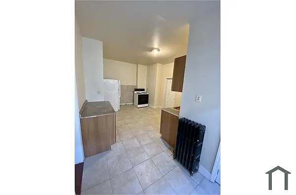 Building Photo - 23 Metcalfe St #2